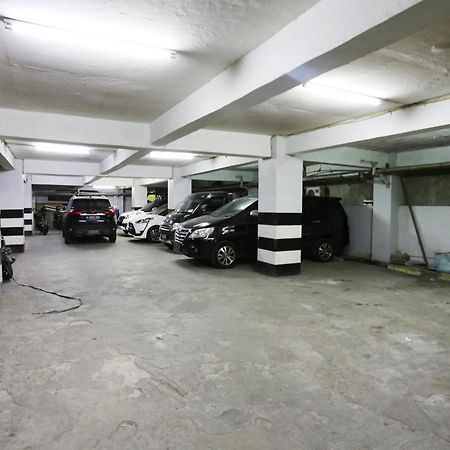 Oyo 3865 Wisma Niaga Jakarta Extérieur photo